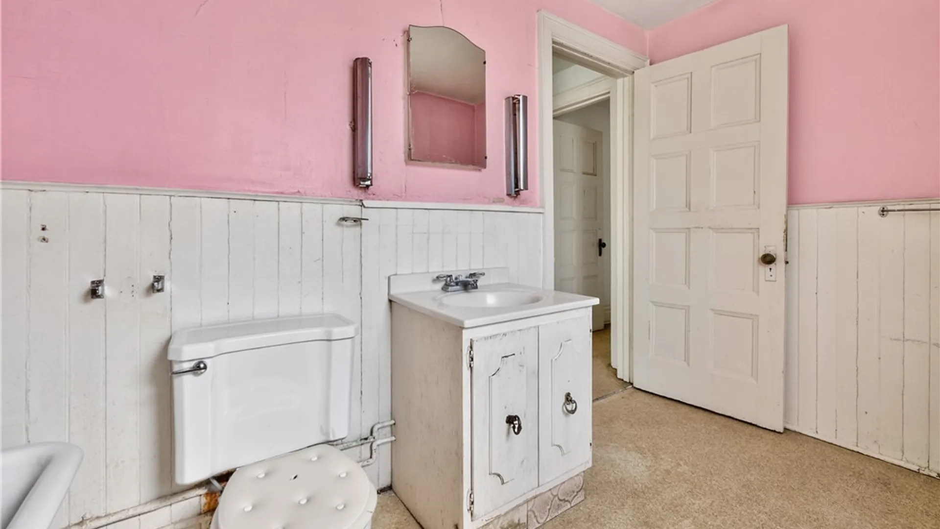 Property at 1430 Oneida Street, Utica, NY 13501 41
