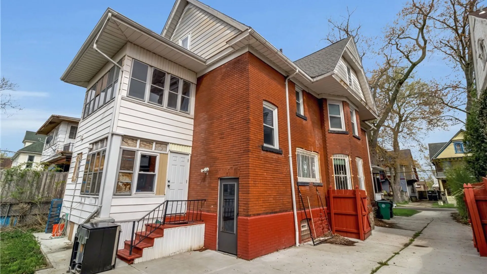 Property at 699 Chilton Avenue, Niagara Falls, NY 14301 3