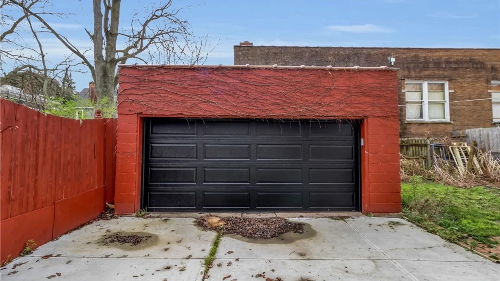 Property at 699 Chilton Avenue, Niagara Falls, NY 14301 4