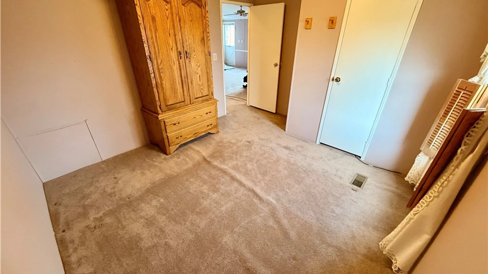Property at 1009 Ridgewood, Lockport Town, NY 14095 18