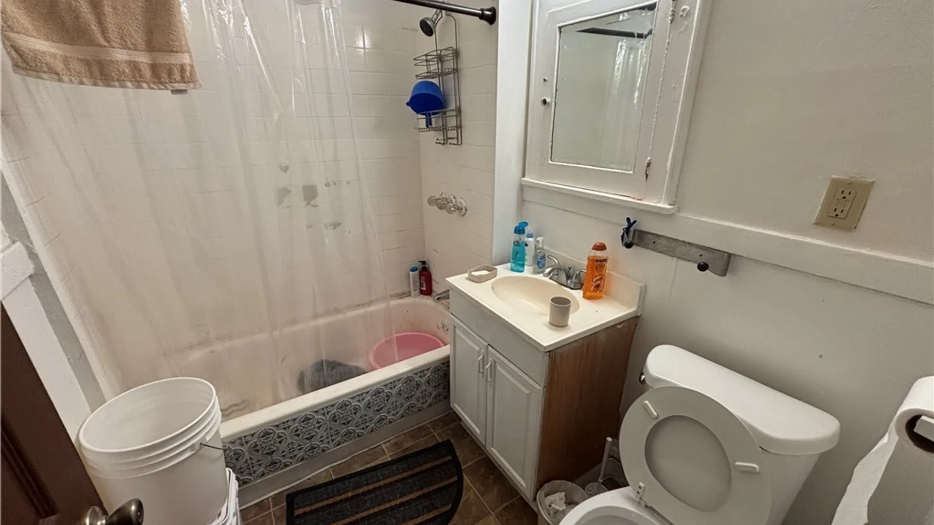 Property at 2515 Midland Avenue, Syracuse, NY 13205 13