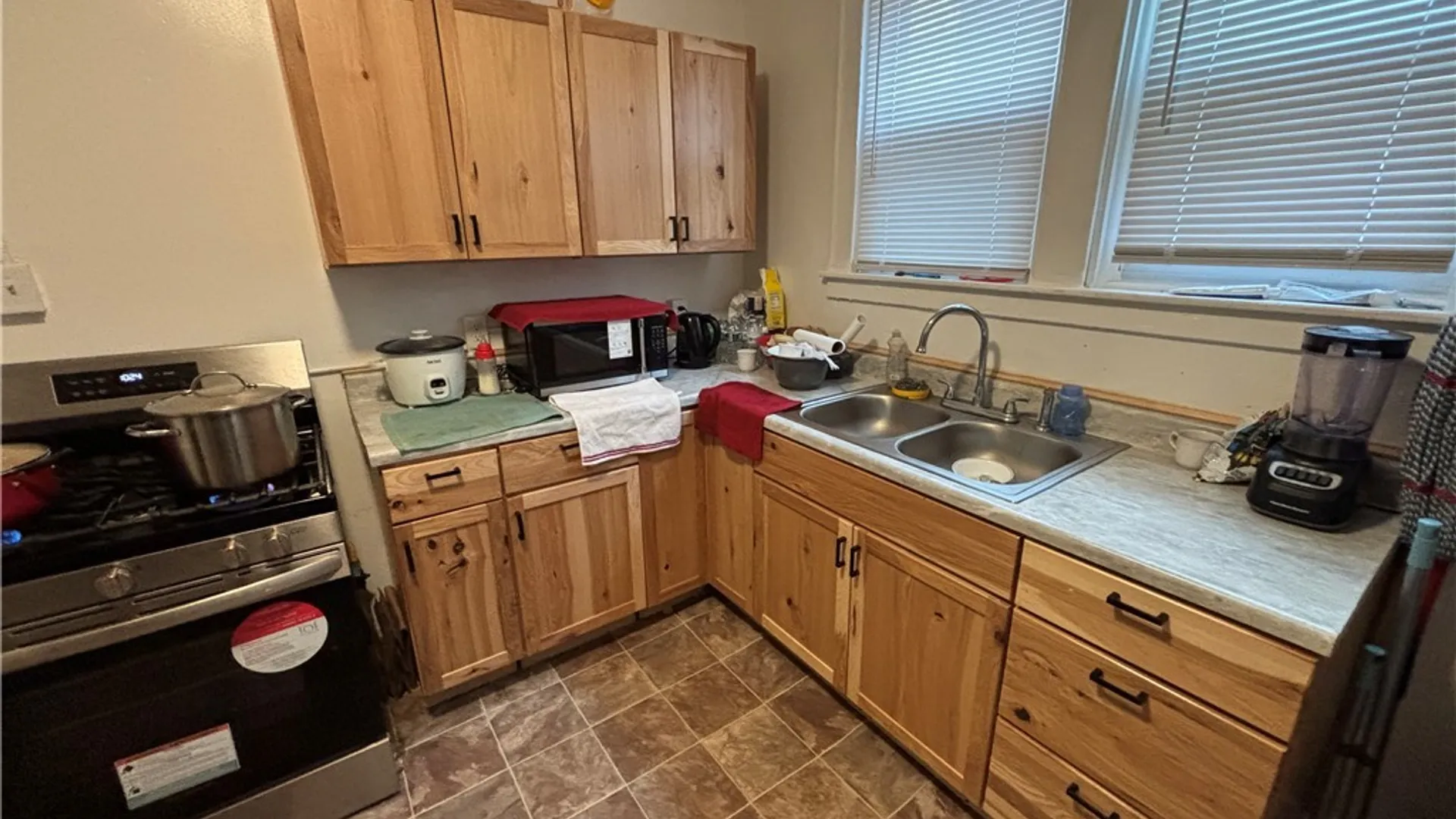 Property at 2515 Midland Avenue, Syracuse, NY 13205 3