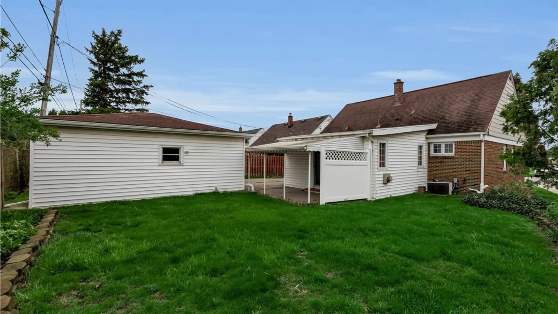 Property at 86 Laurentian Drive, Cheektowaga, NY 14225 3