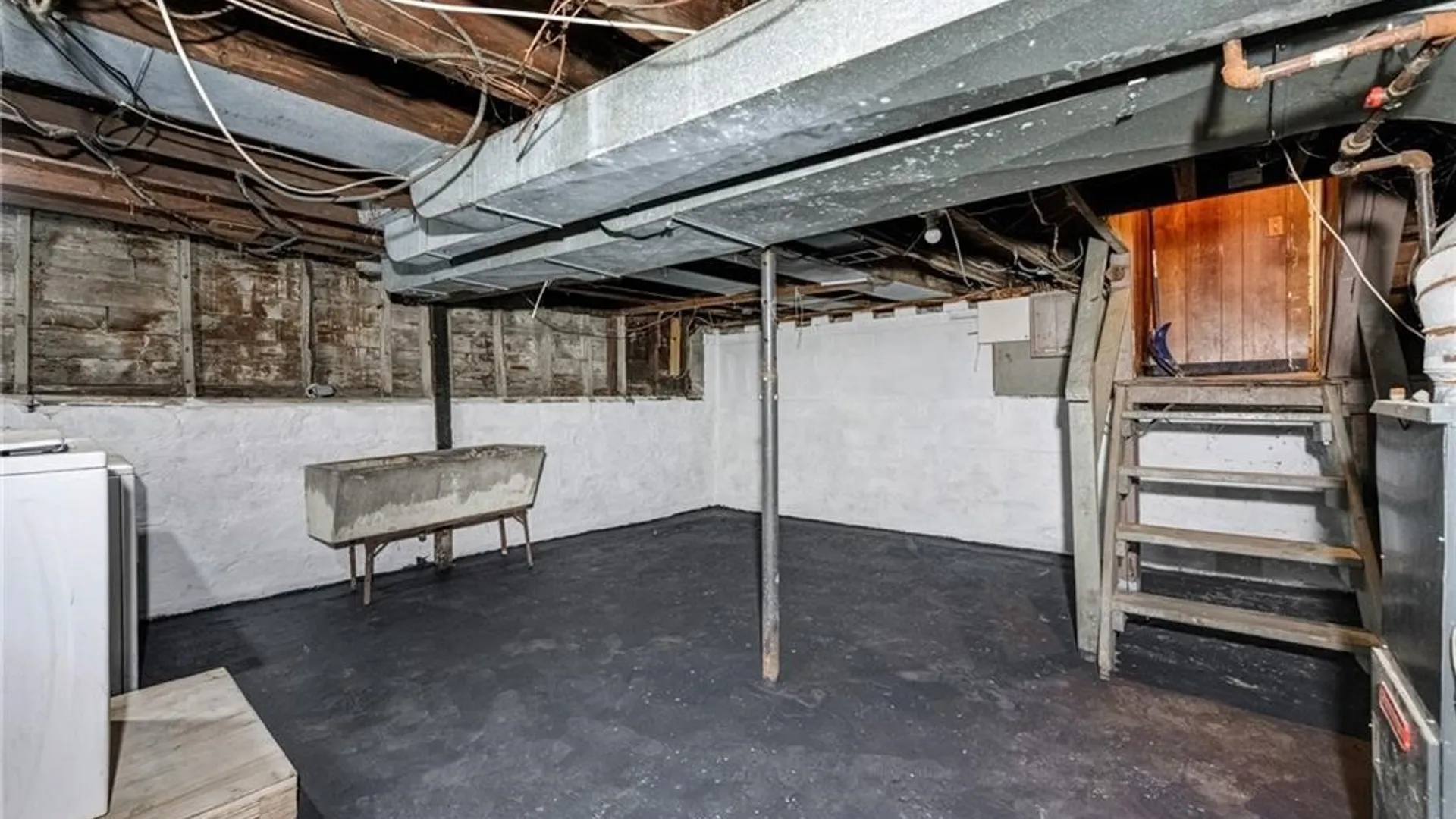 Property at 235 Courtland Avenue, Buffalo, NY 14215 34