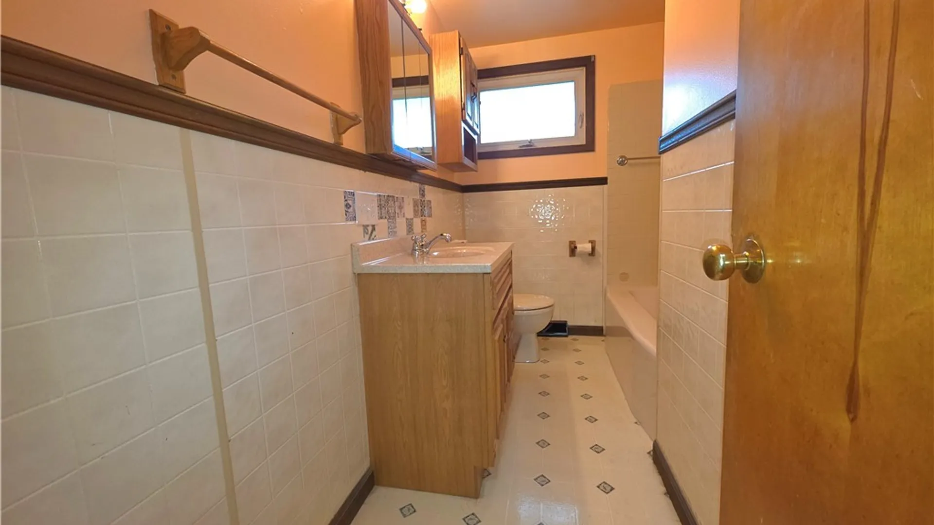 Property at 160 Weyand Avenue, Buffalo, NY 14210 14