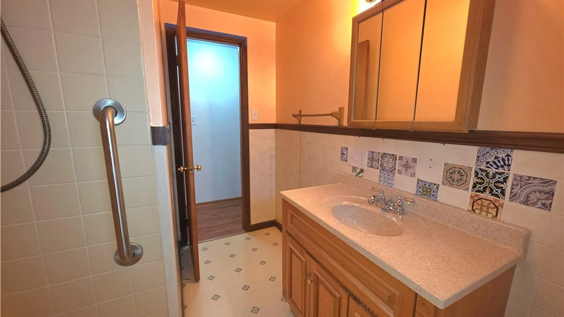 Property at 160 Weyand Avenue, Buffalo, NY 14210 15