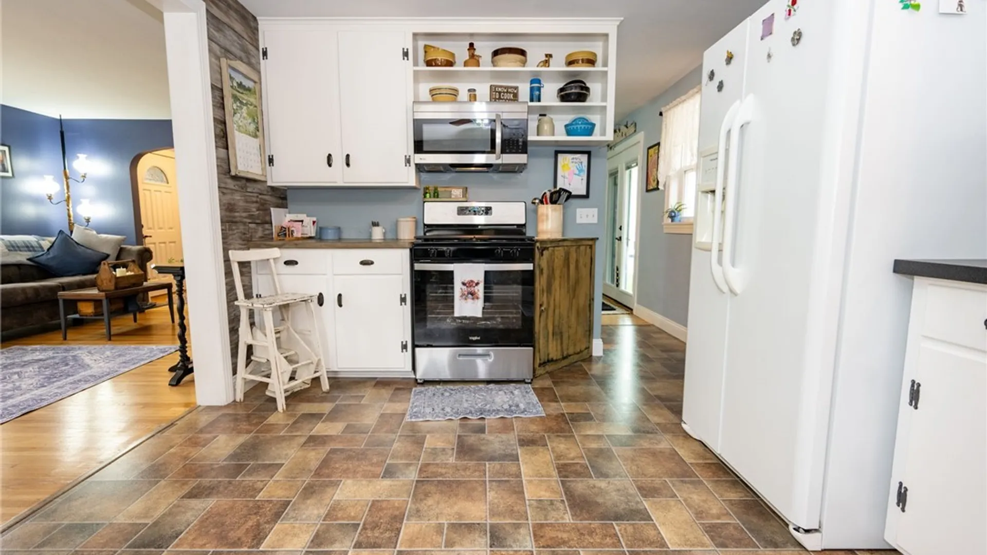 Property at 8766 Violet Parkway, Eden, NY 14057 11