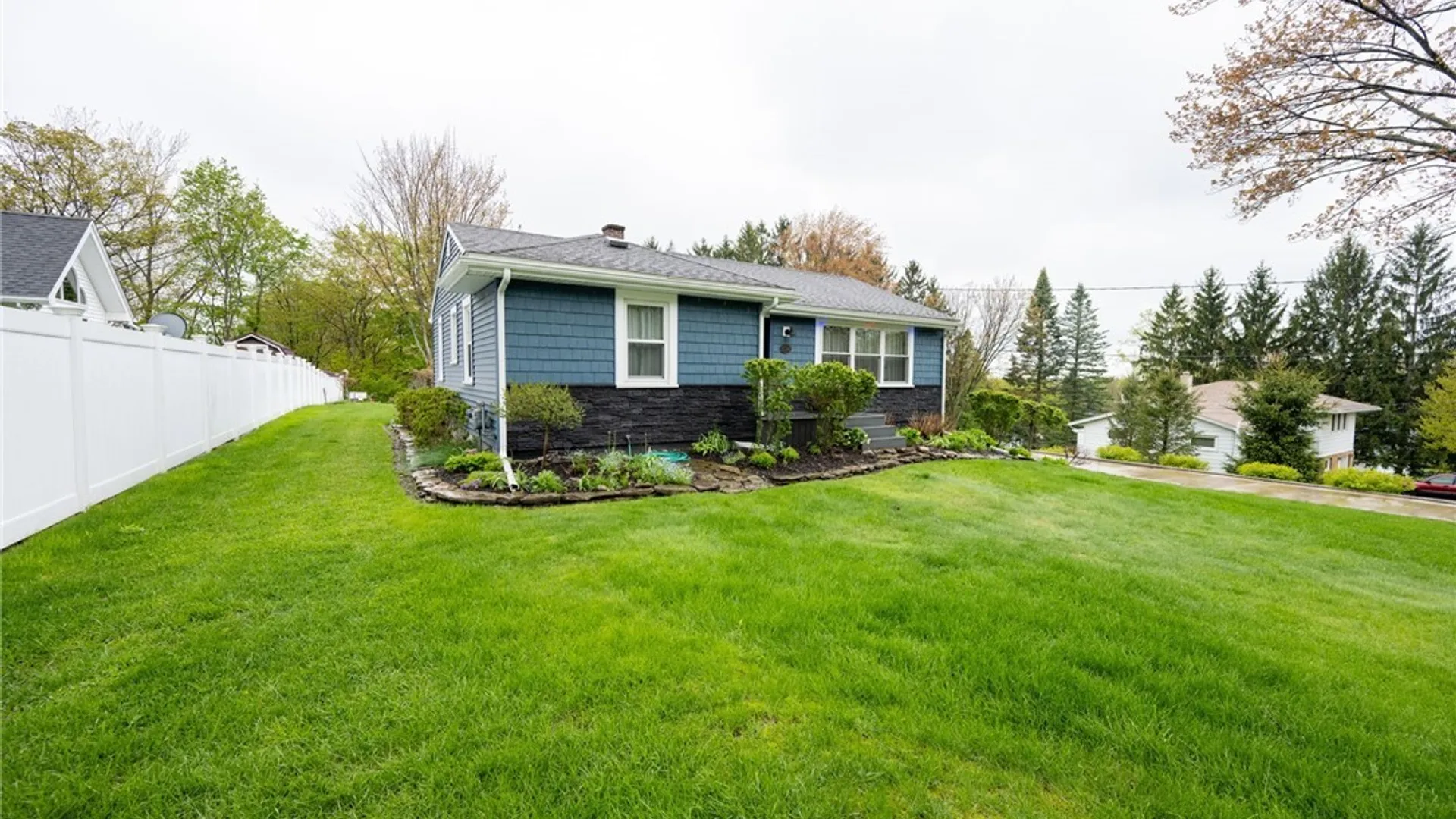 Property at 8766 Violet Parkway, Eden, NY 14057 3