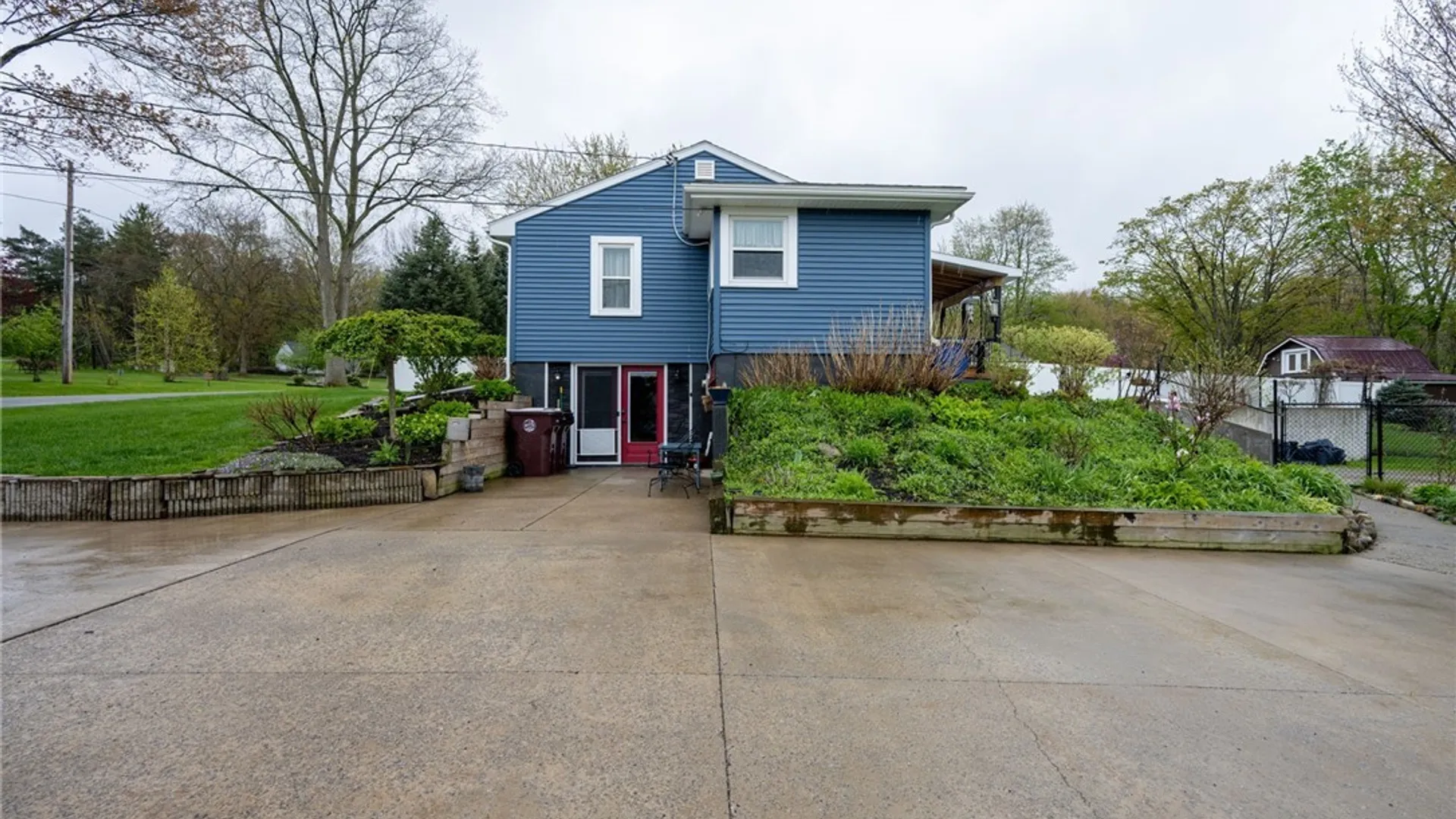 Property at 8766 Violet Parkway, Eden, NY 14057 46