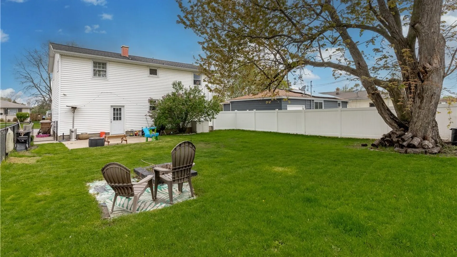 Property at 13 Grand Prix Drive, Cheektowaga, NY 14227 36