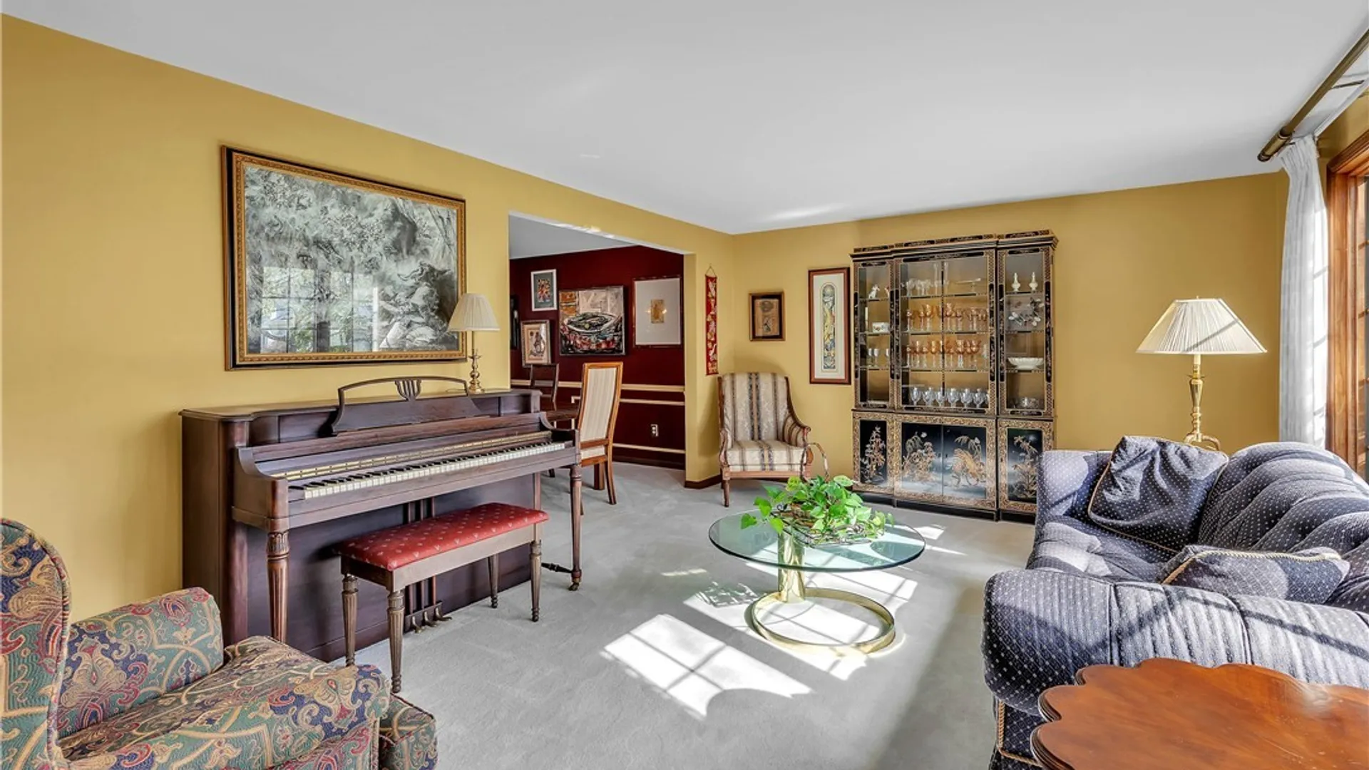 Property at 26 Heritage Rd W, Amherst, NY 14221 18
