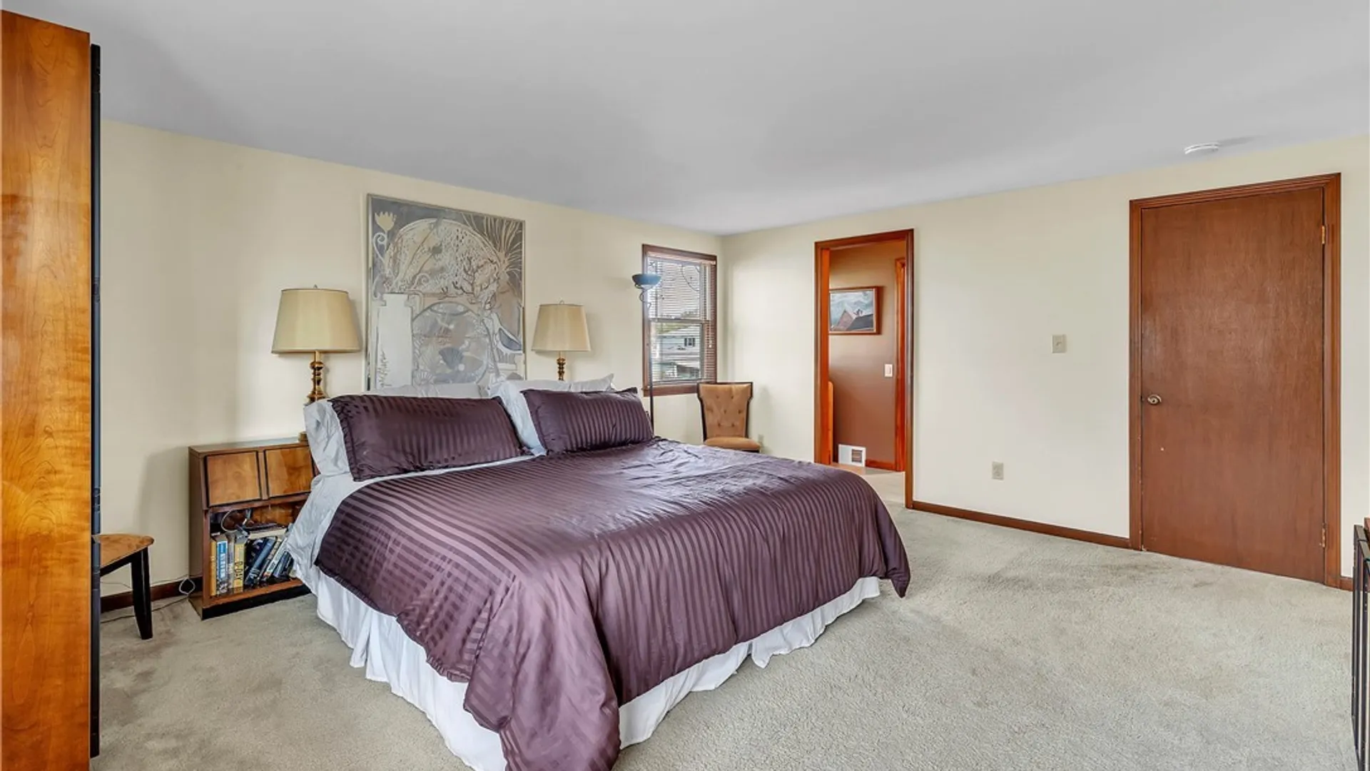 Property at 26 Heritage Rd W, Amherst, NY 14221 21