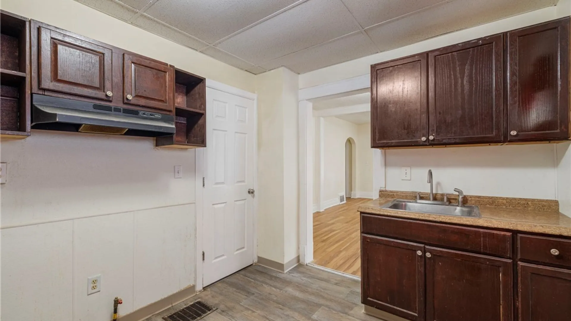 Property at 39 Alma Avenue, Buffalo, NY 14215 13