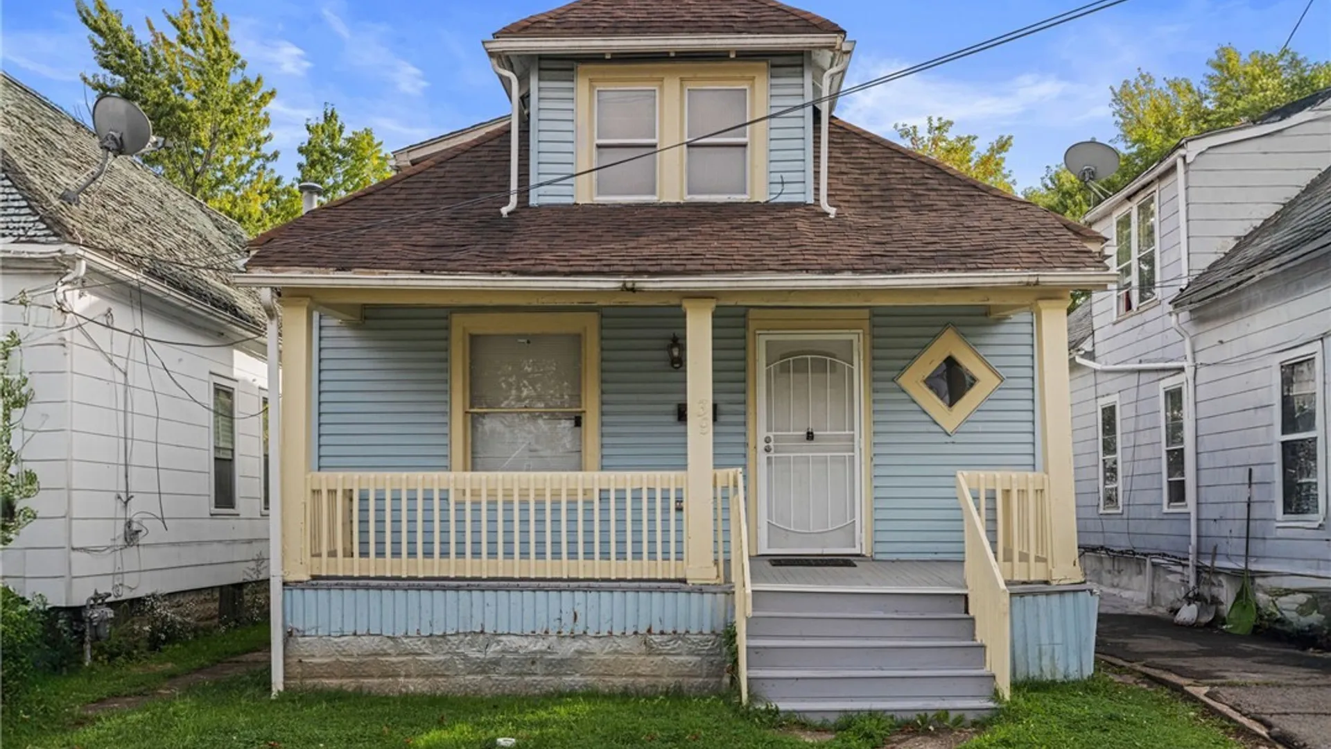 Property at 39 Alma Avenue, Buffalo, NY 14215 3