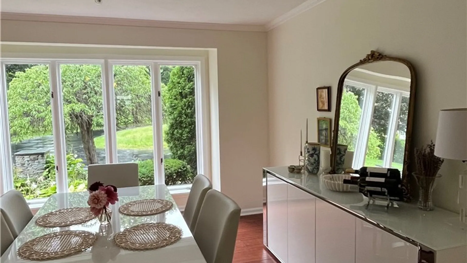 Property at 5 Hidden Springs Drive, Pittsford, NY 14534 6