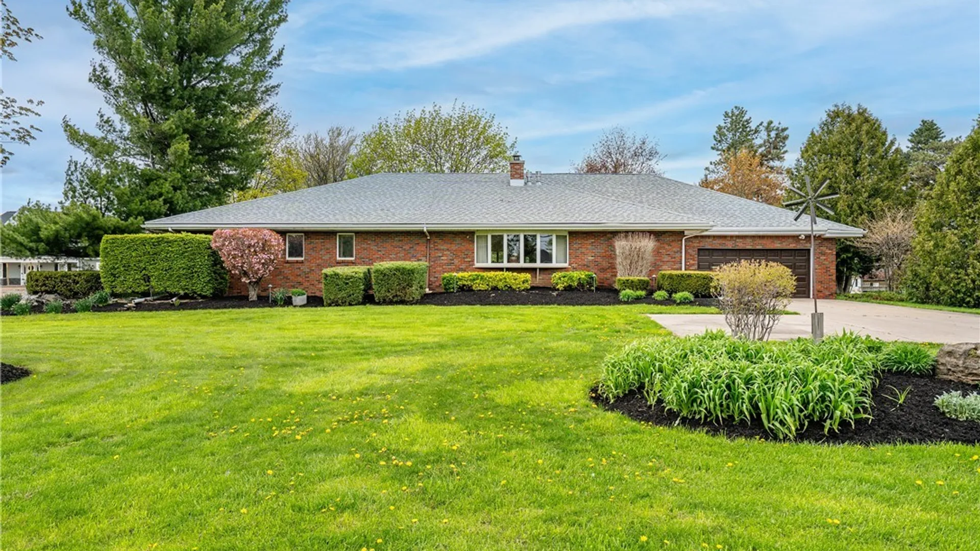 Property at 4115 Mapleton Road, Pendleton, NY 14094 3