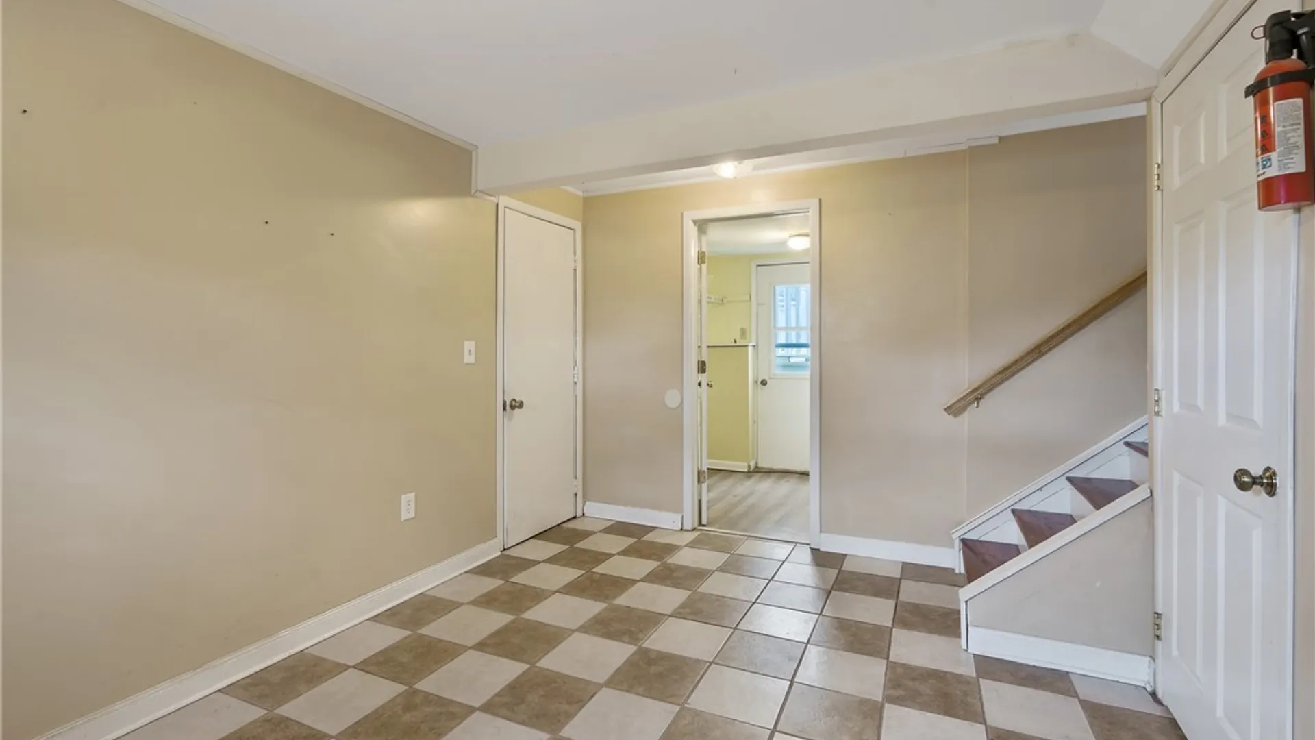 Property at 4985 Woodmark Drive, Clay, NY 13088 34
