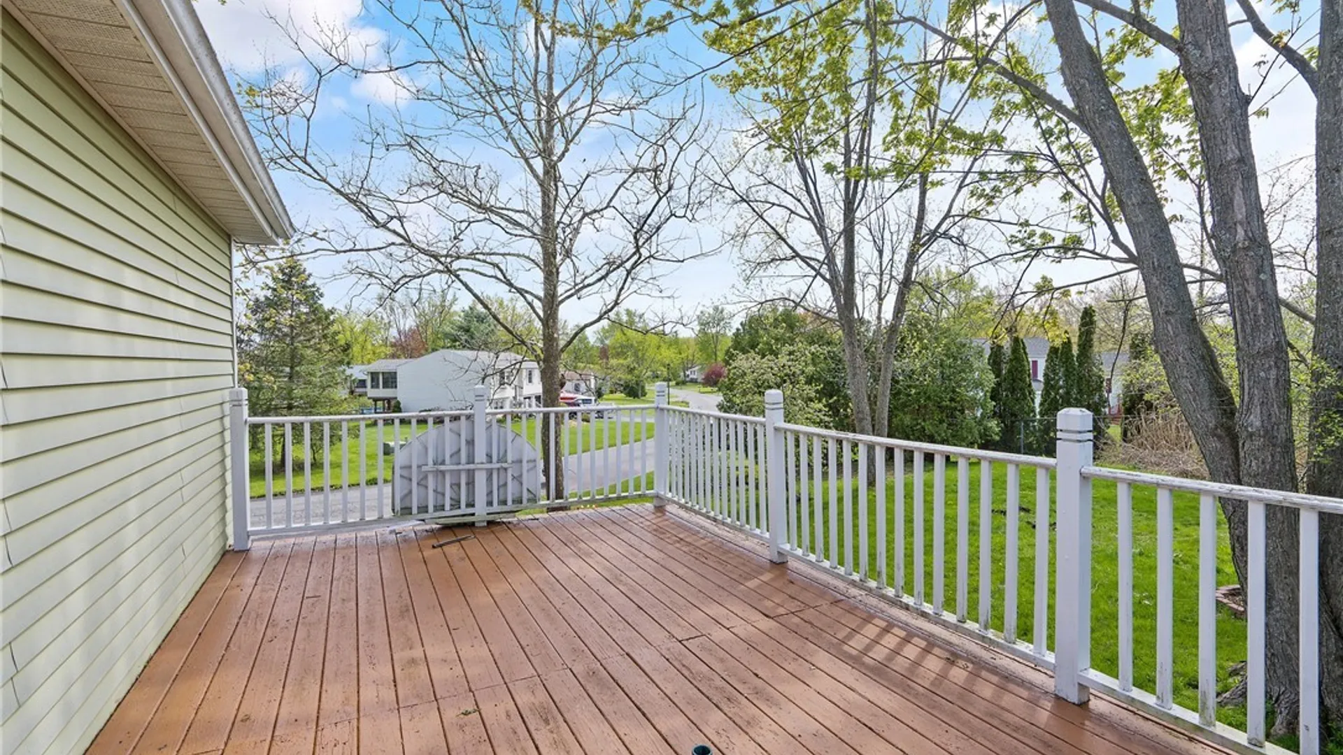 Property at 4985 Woodmark Drive, Clay, NY 13088 37