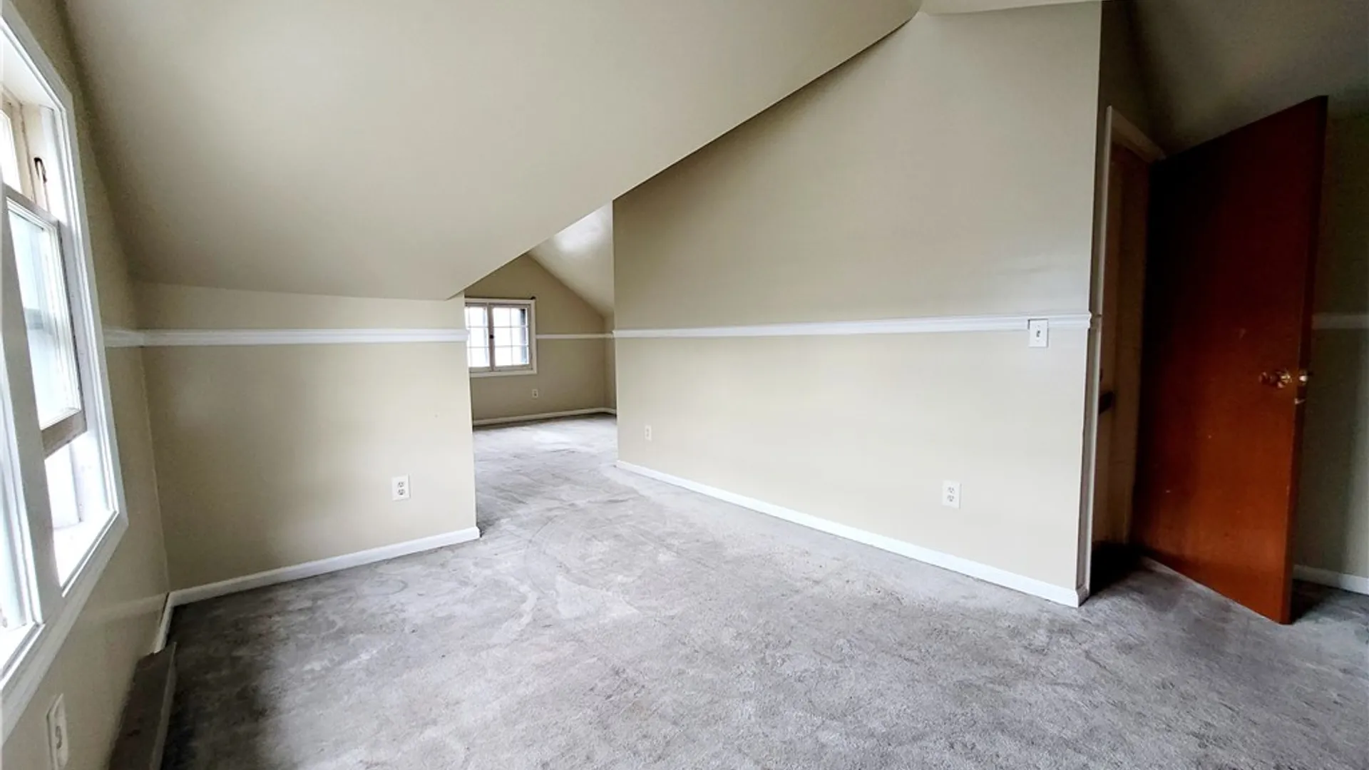 Property at 735-737 Woodbine Avenue, Rochester, NY 14619 25