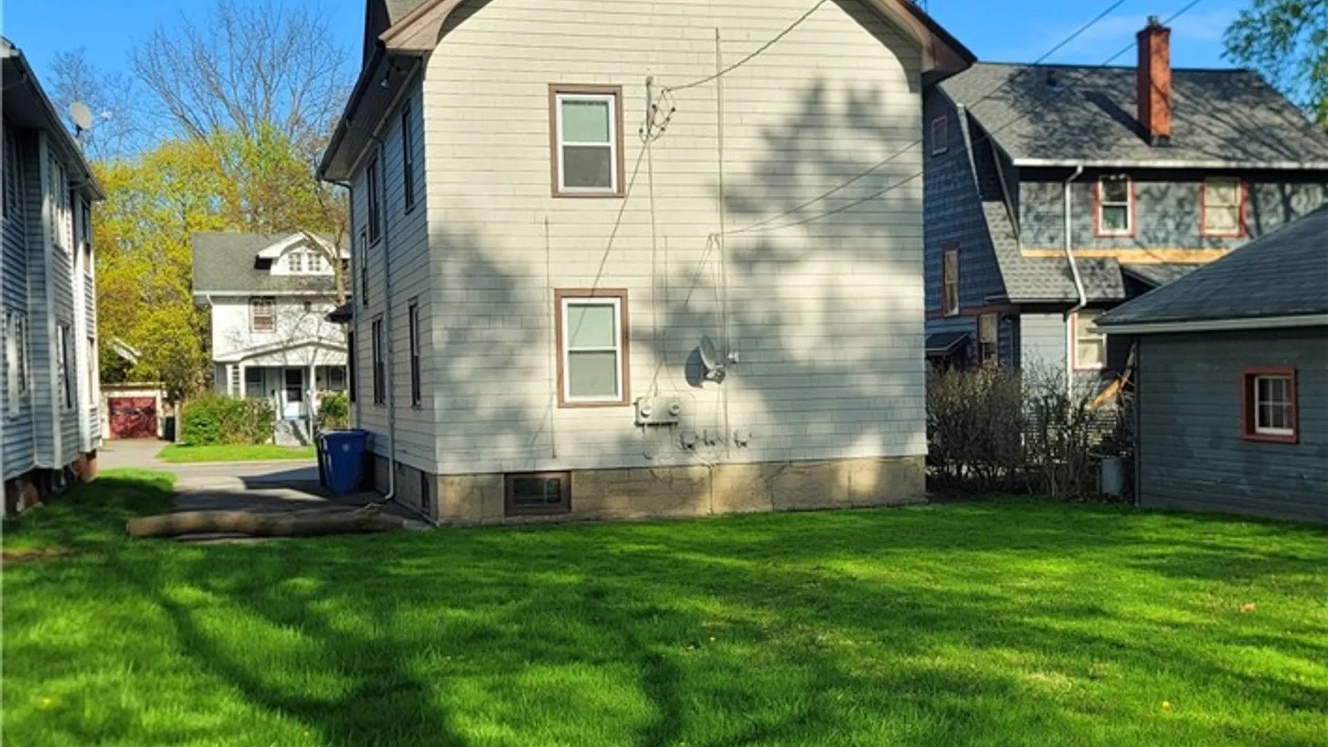 Property at 735-737 Woodbine Avenue, Rochester, NY 14619 5