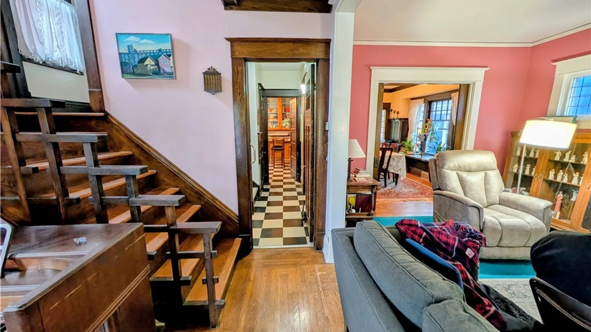 Property at 84 Oakwood Place, Buffalo, NY 14214 13