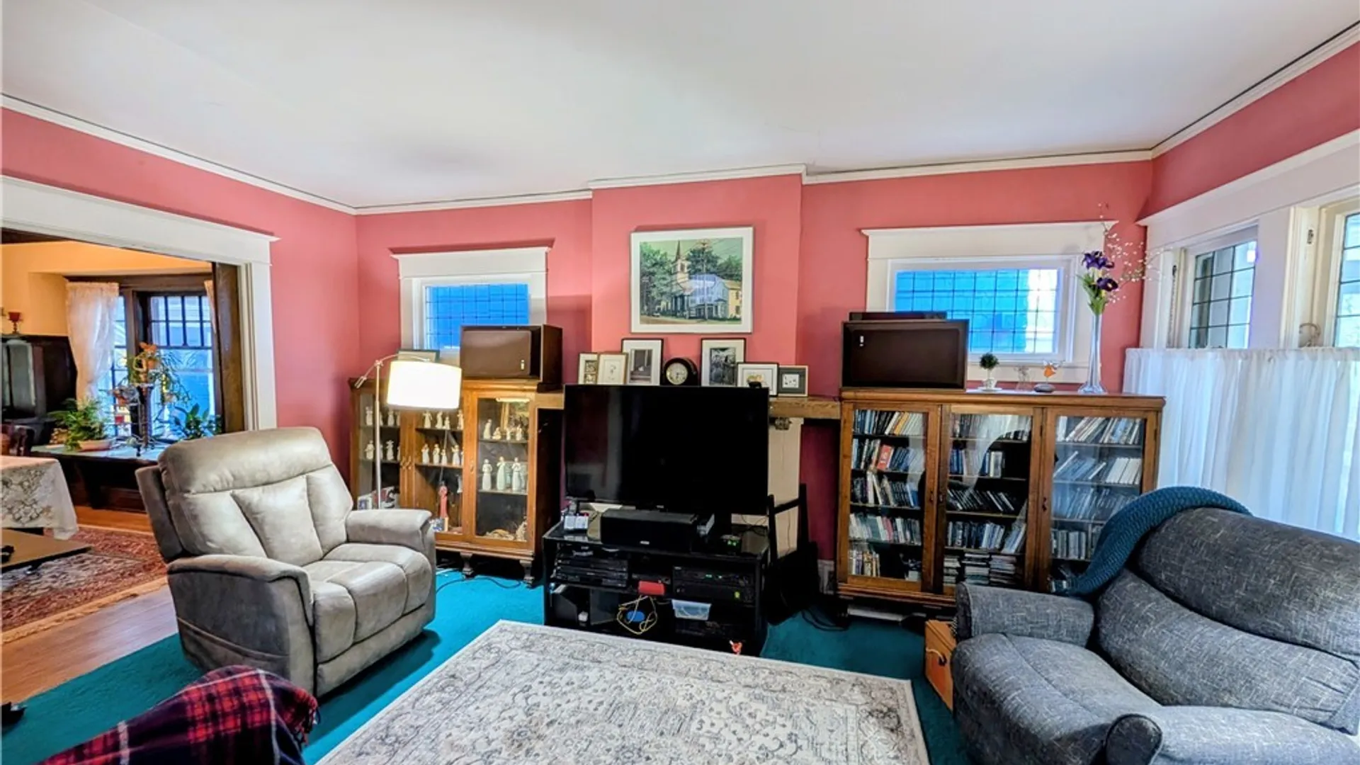 Property at 84 Oakwood Place, Buffalo, NY 14214 14
