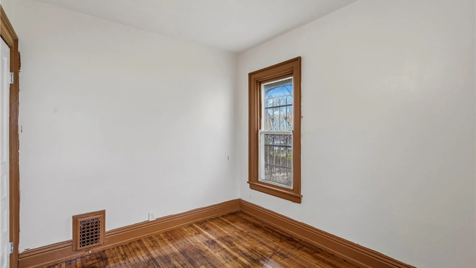 Property at 492 Dodge Street, Buffalo, NY 14208 20