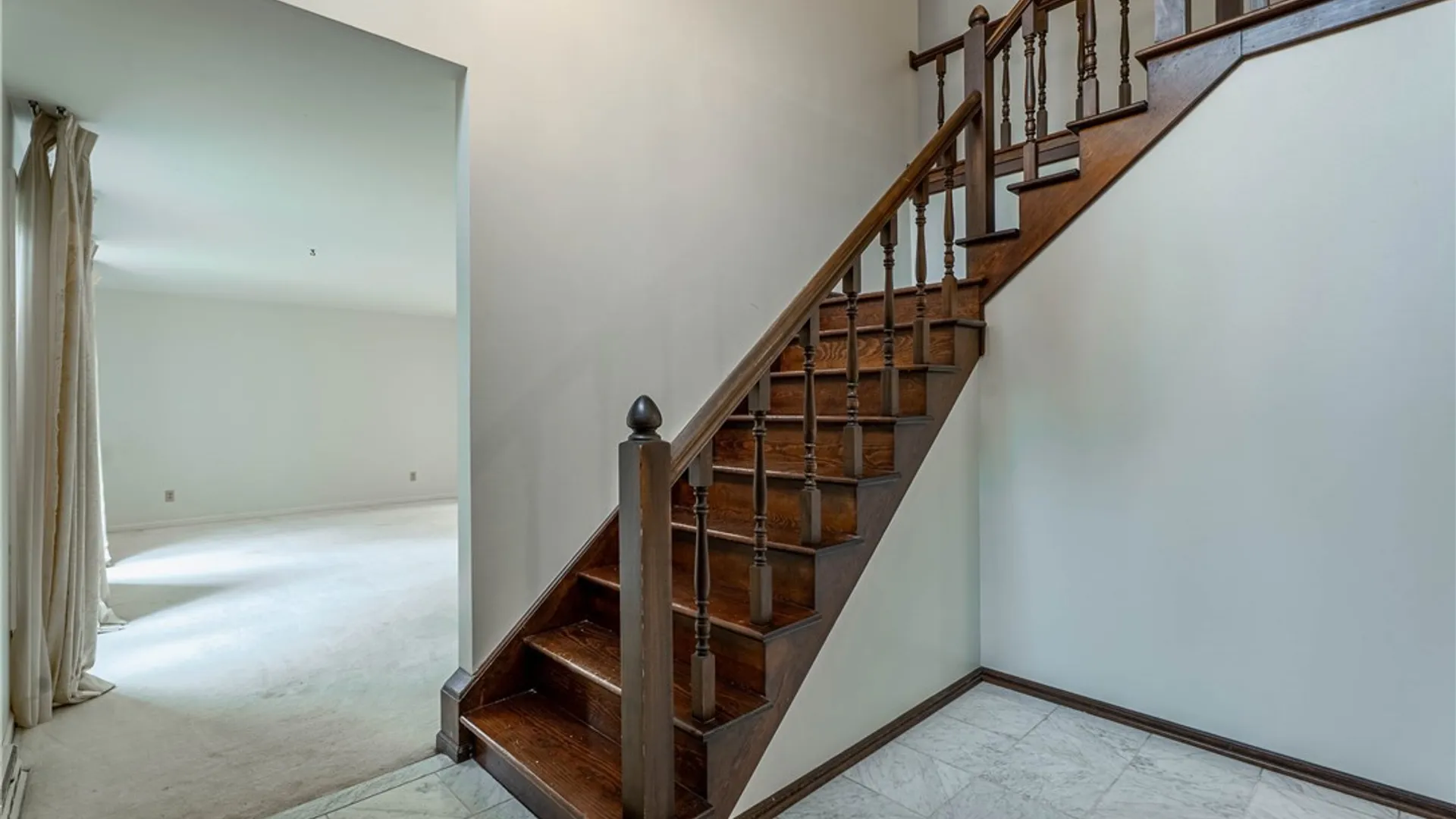 Property at 121 Deer Run, Amherst, NY 14221 7