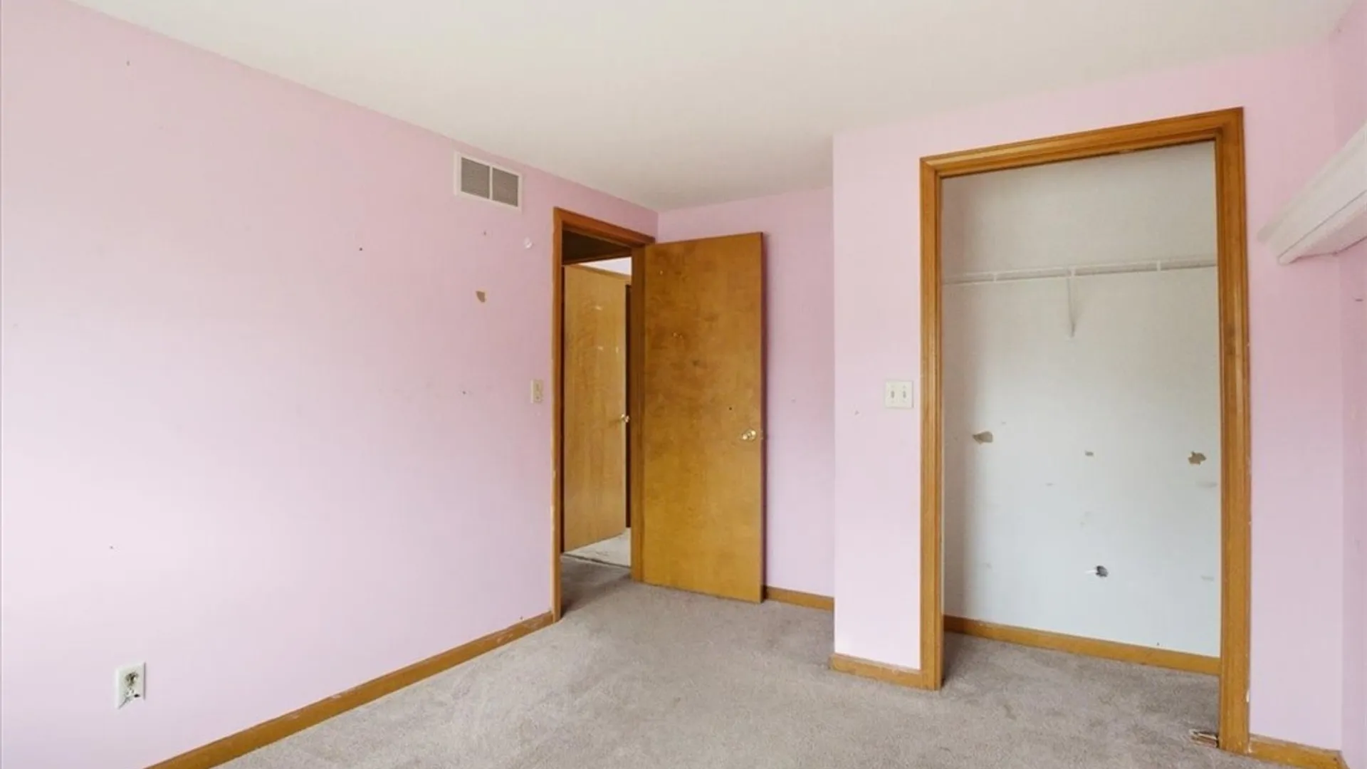 Property at 1006 Walck Road, North Tonawanda, NY 14120 28