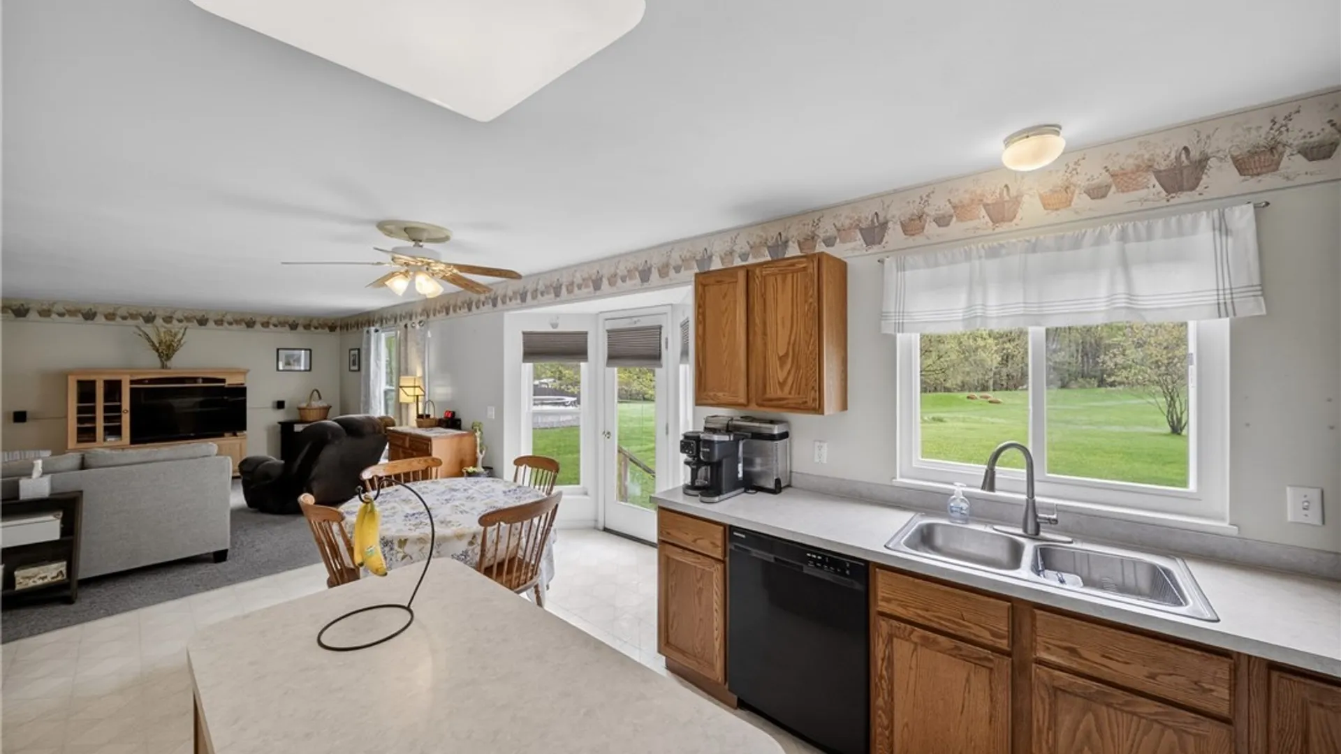 Property at 55 Chaucer Circle, Lysander, NY 13027 12