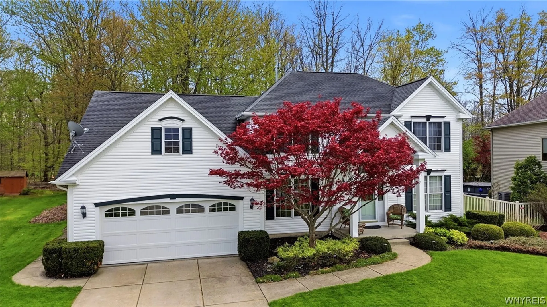 Property at 31 Apple Blossom Boulevard, Lancaster, NY 14086 3