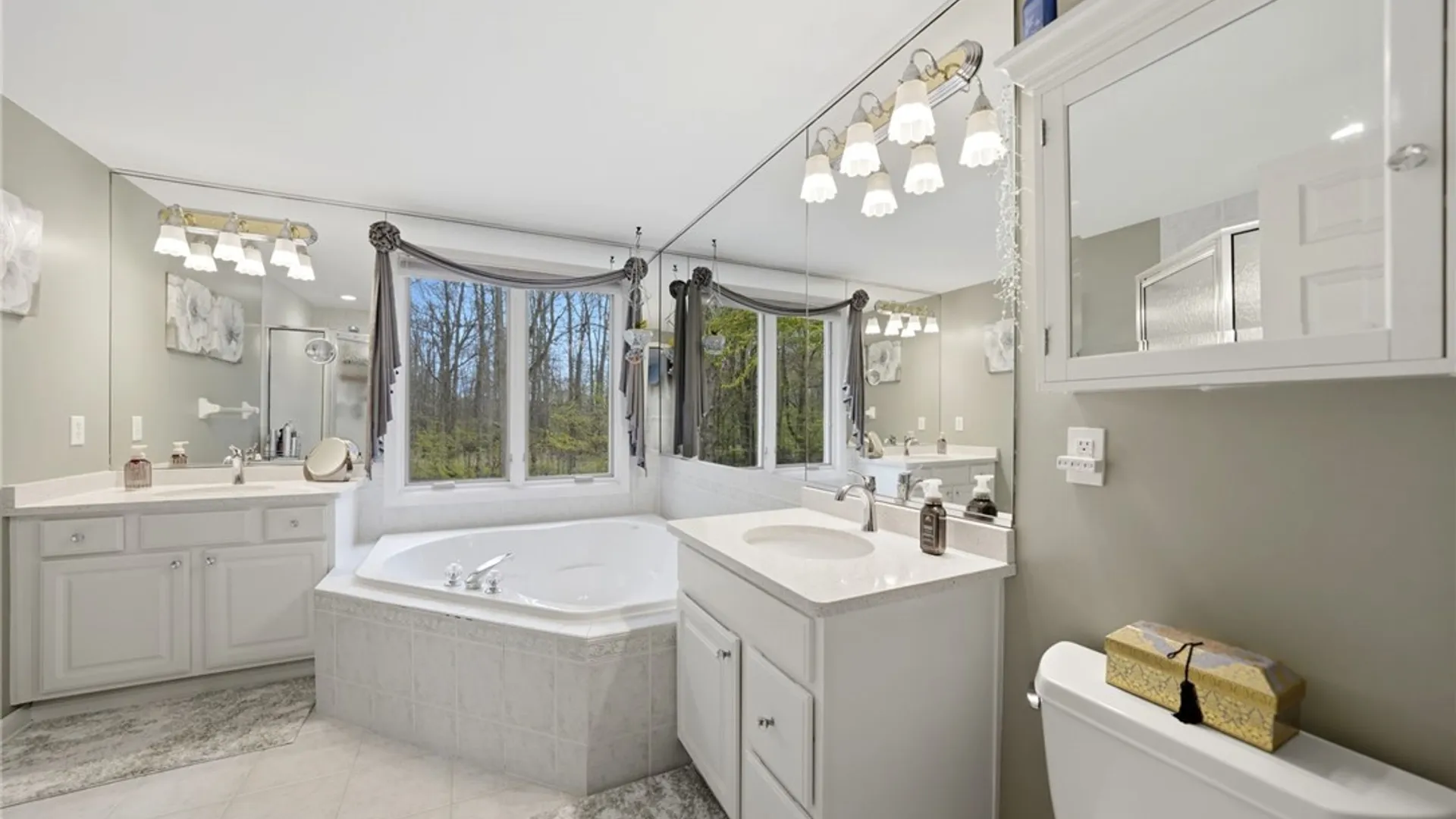 Property at 31 Apple Blossom Boulevard, Lancaster, NY 14086 31
