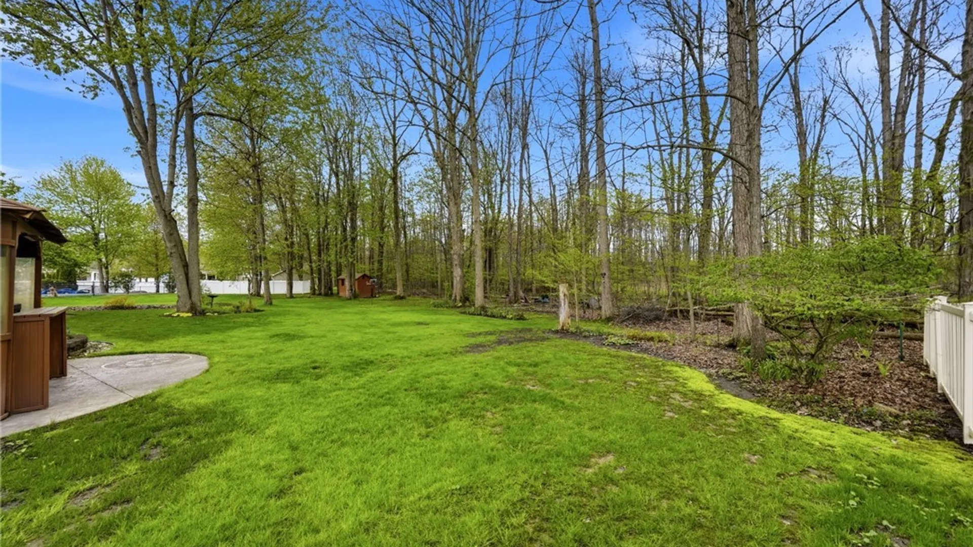 Property at 31 Apple Blossom Boulevard, Lancaster, NY 14086 45