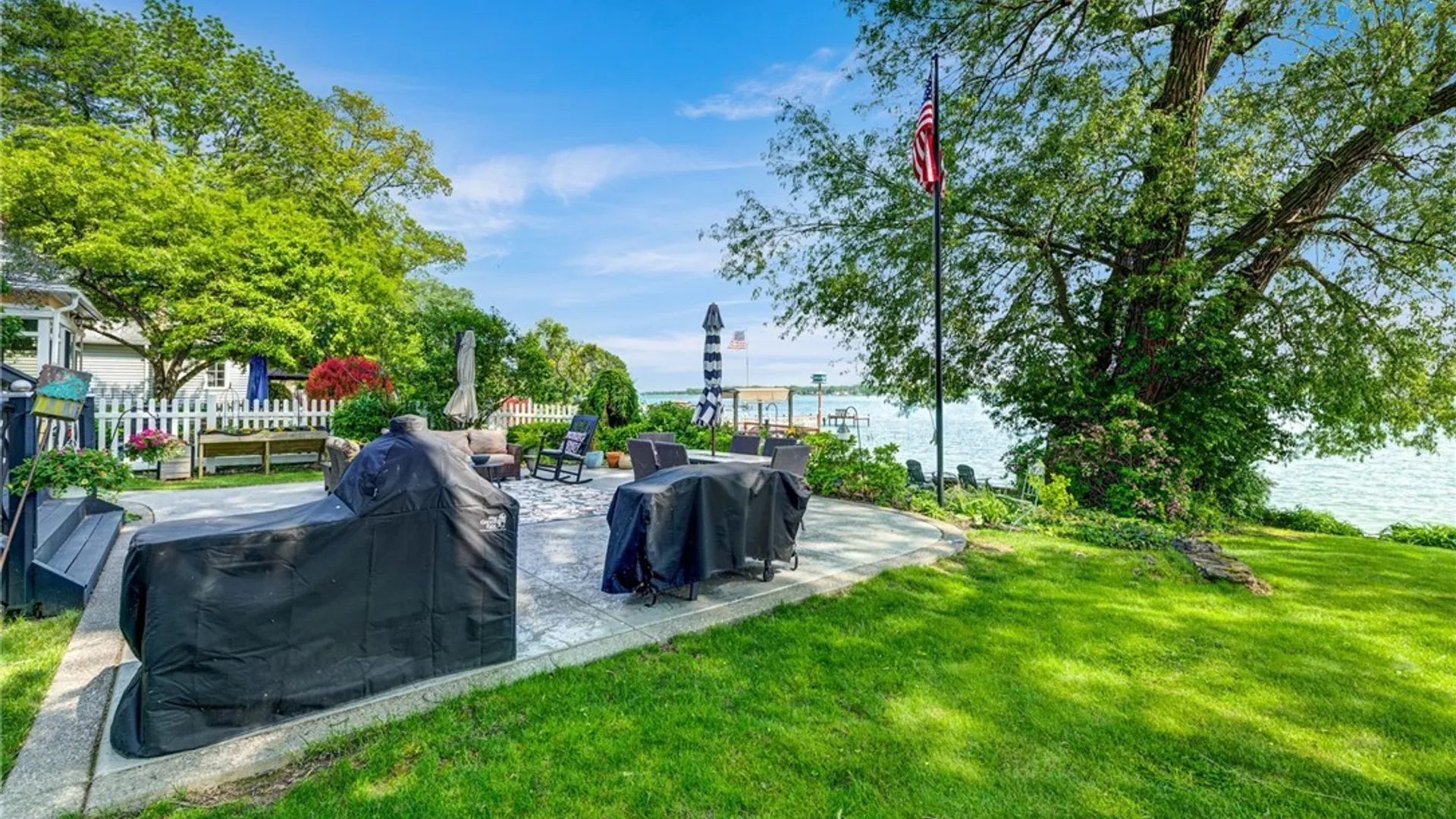 Property at 8431 Rivershore Drive, Niagara Falls, NY 14304 13