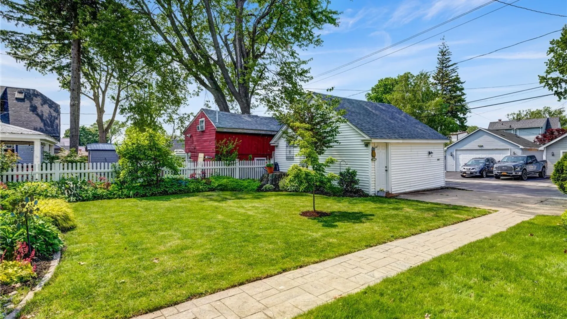 Property at 8431 Rivershore Drive, Niagara Falls, NY 14304 9