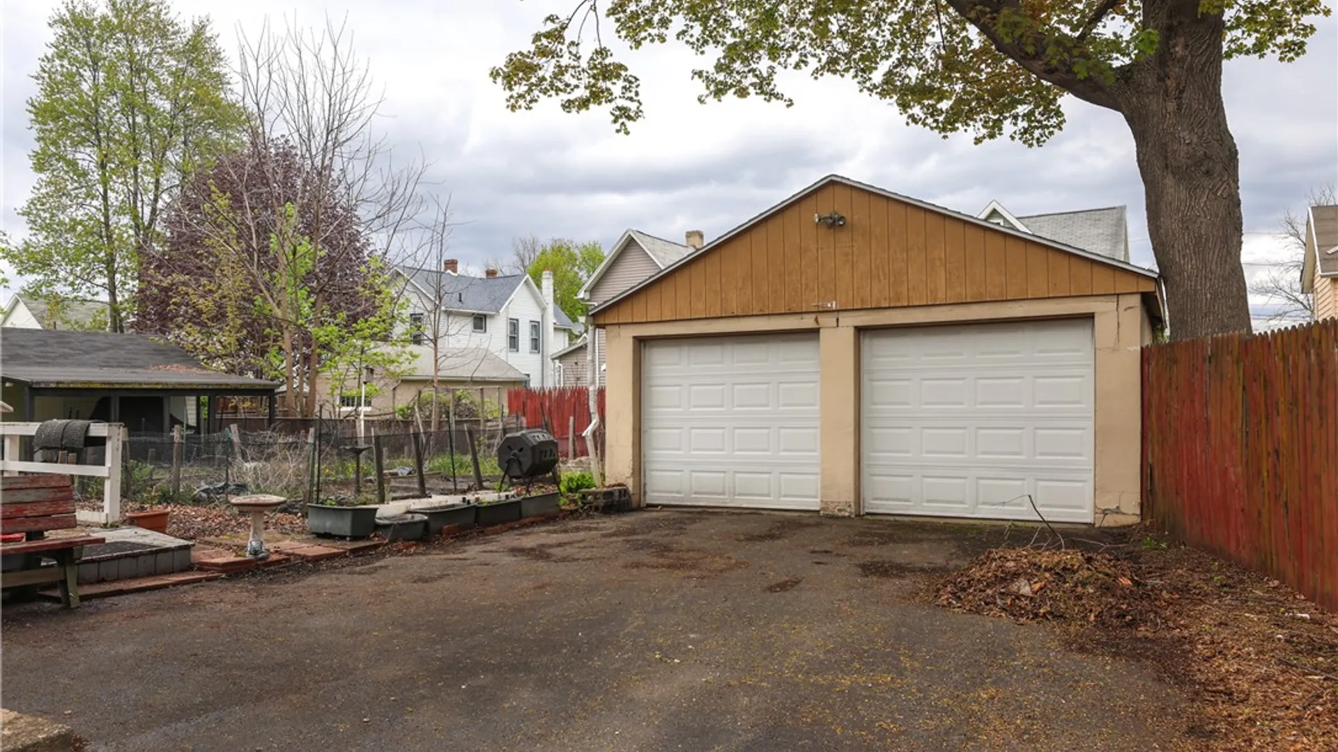 Property at 719 Seneca Place, Elmira City, NY 14904 2