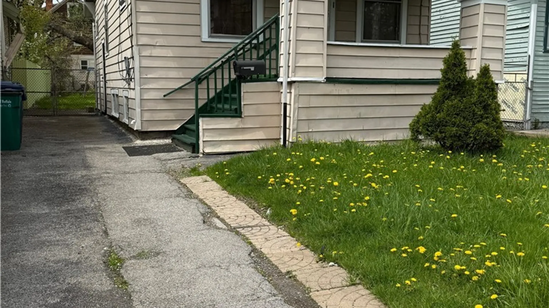 Property at 720 Norfolk Avenue, Buffalo, NY 14215 3