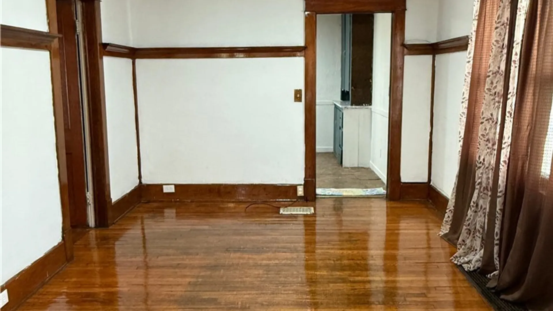 Property at 720 Norfolk Avenue, Buffalo, NY 14215 6