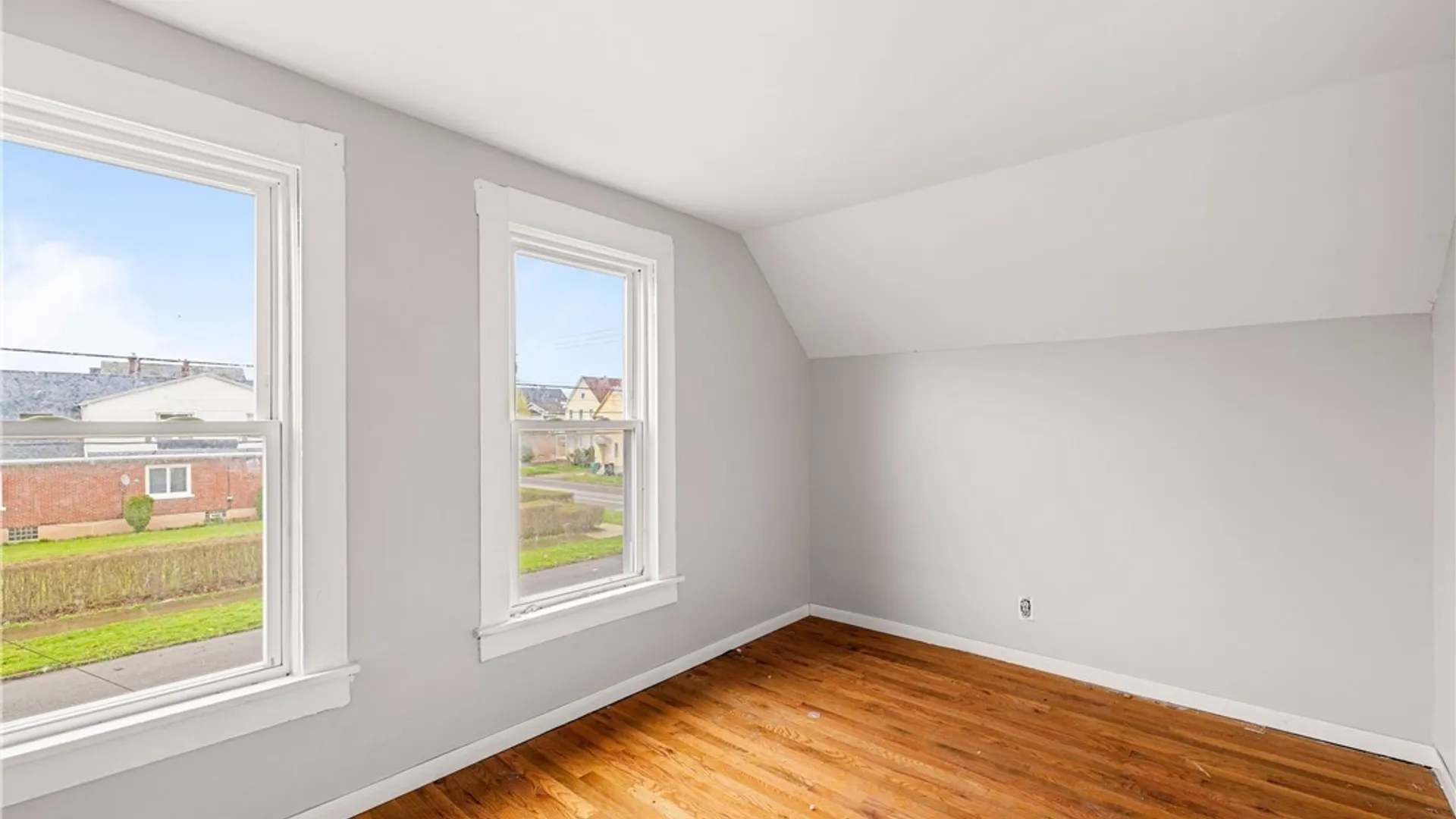 Property at 608 20th Street, Niagara Falls, NY 14301 14