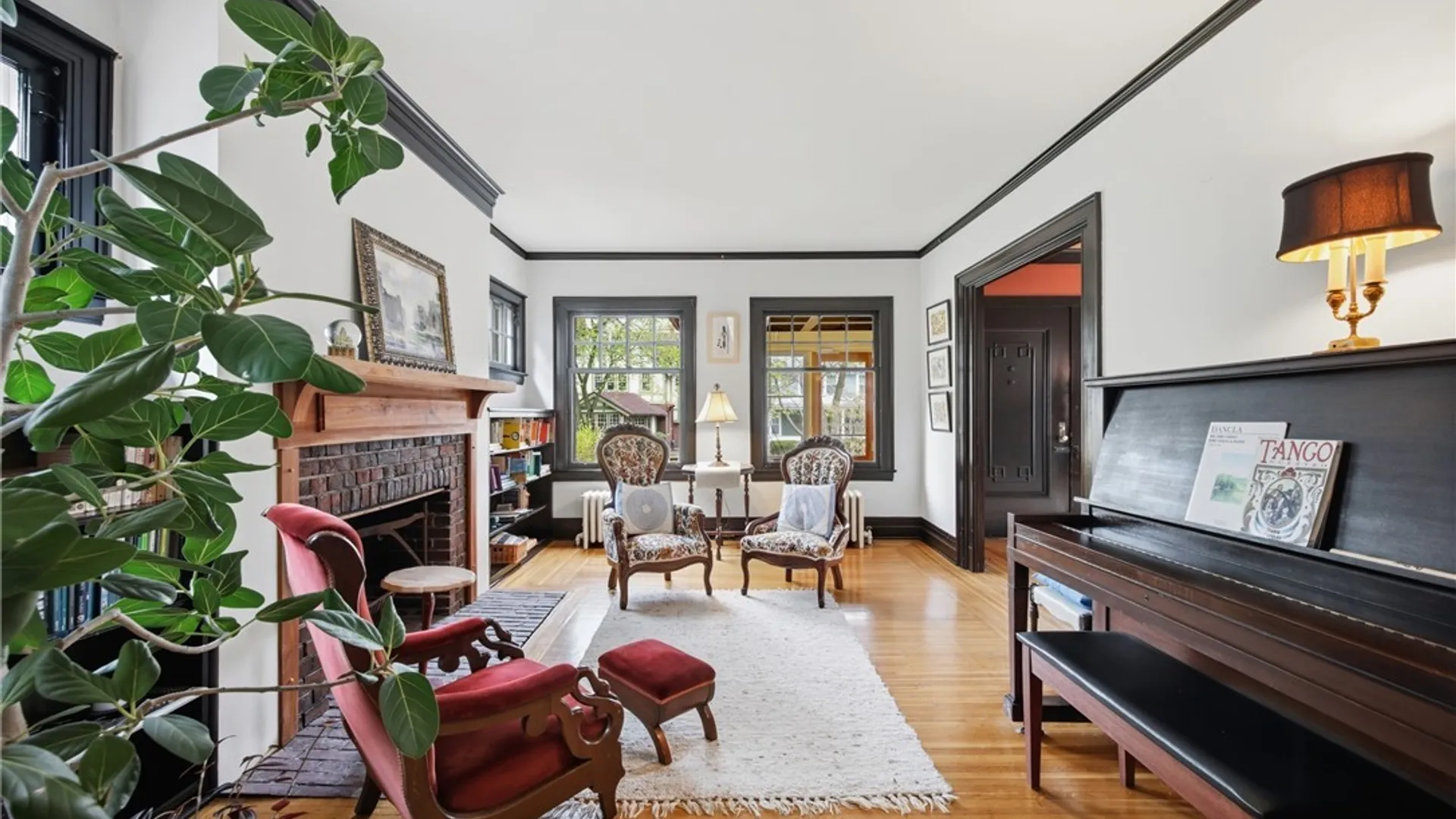 Property at 45 Summit Avenue, Buffalo, NY 14214 8