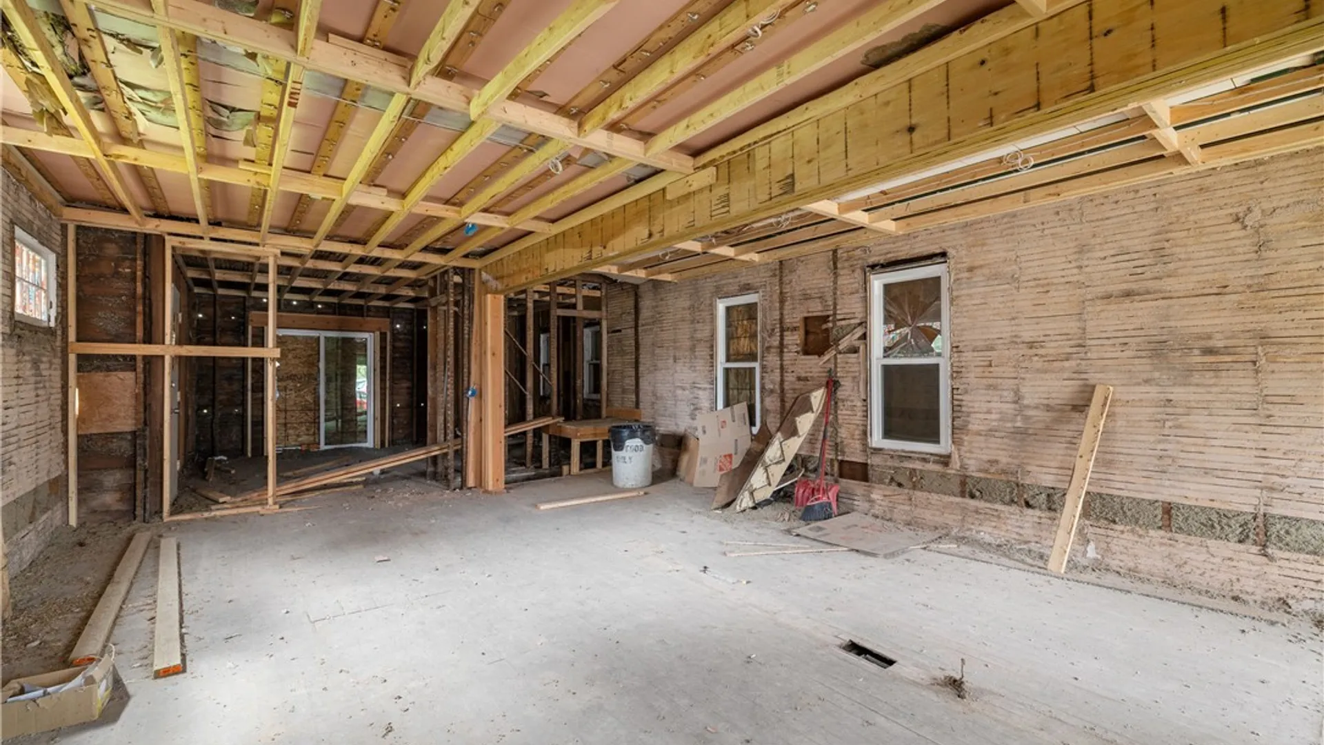 Property at 1117 Pierce Avenue, Niagara Falls, NY 14301 8