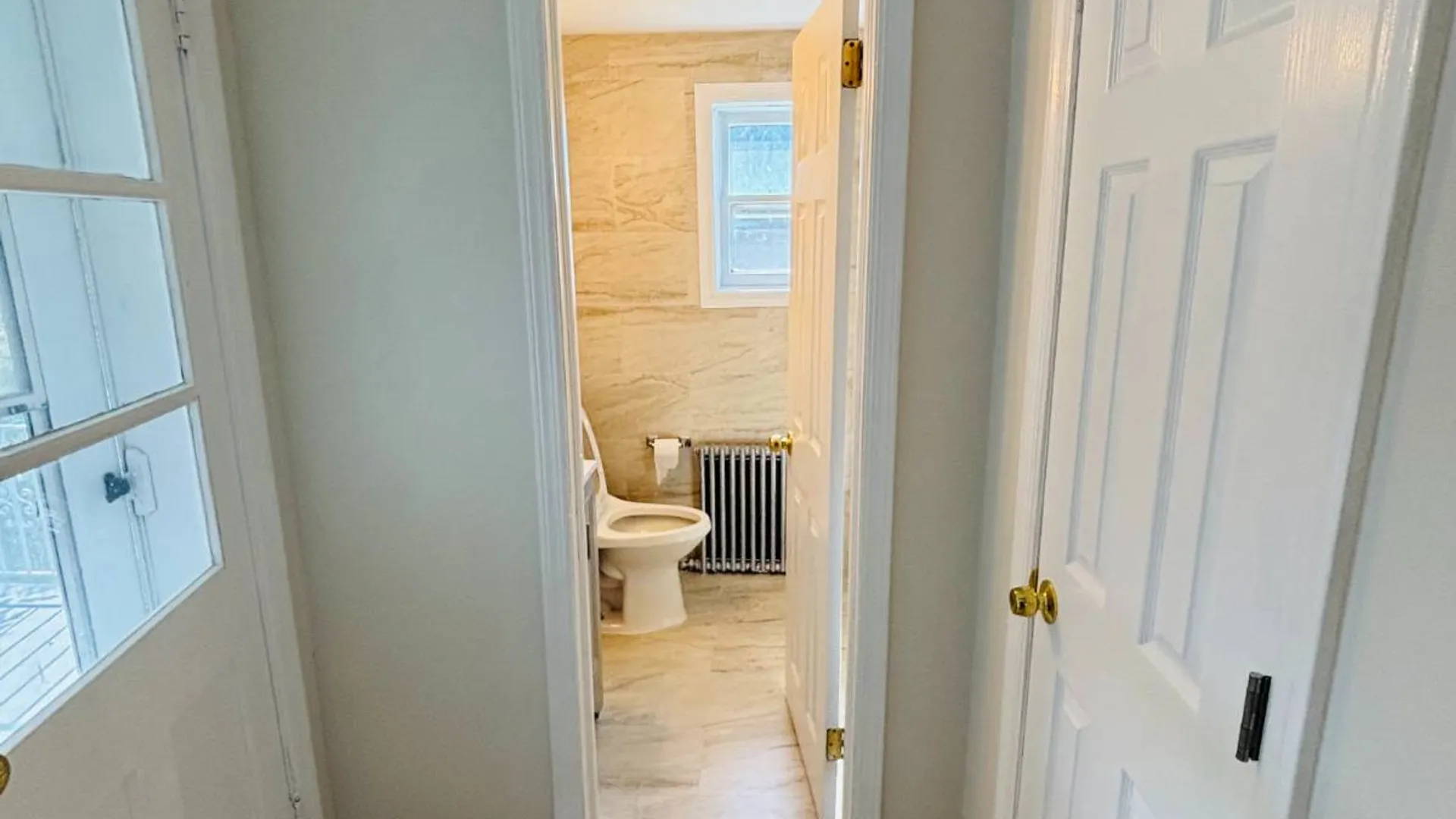 Property at 14 1 St, Glen Cove, NY 11542 5