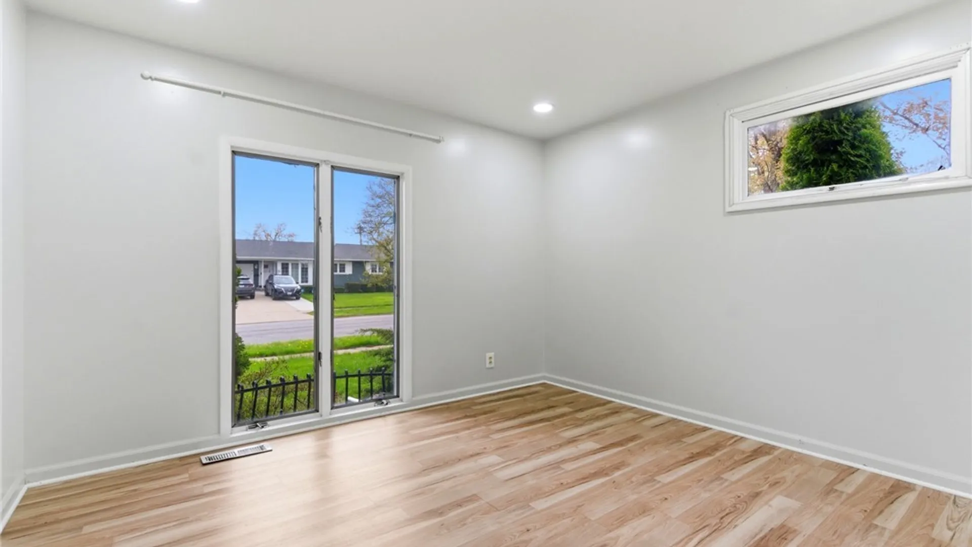 Property at 18 Idlewood Drive, Tonawanda, NY 14150 22