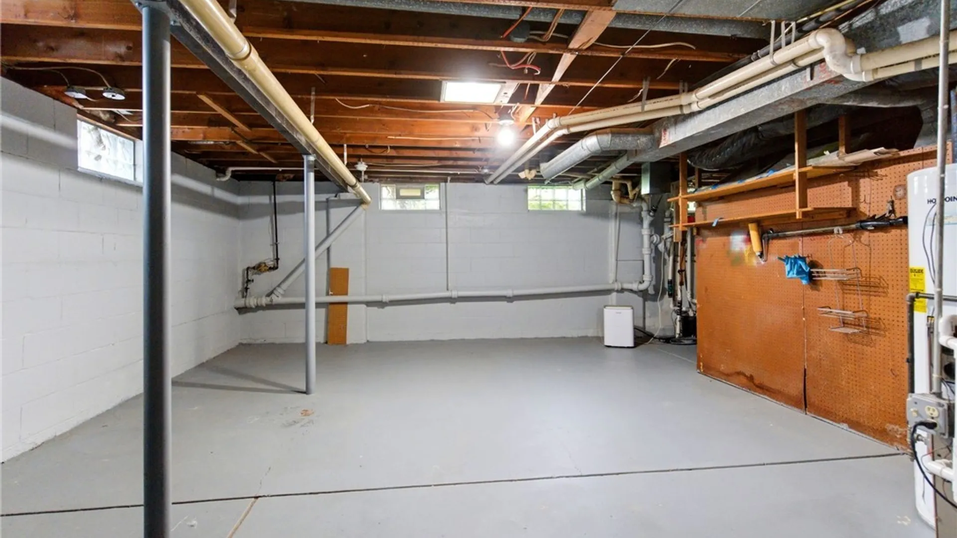 Property at 18 Idlewood Drive, Tonawanda, NY 14150 39