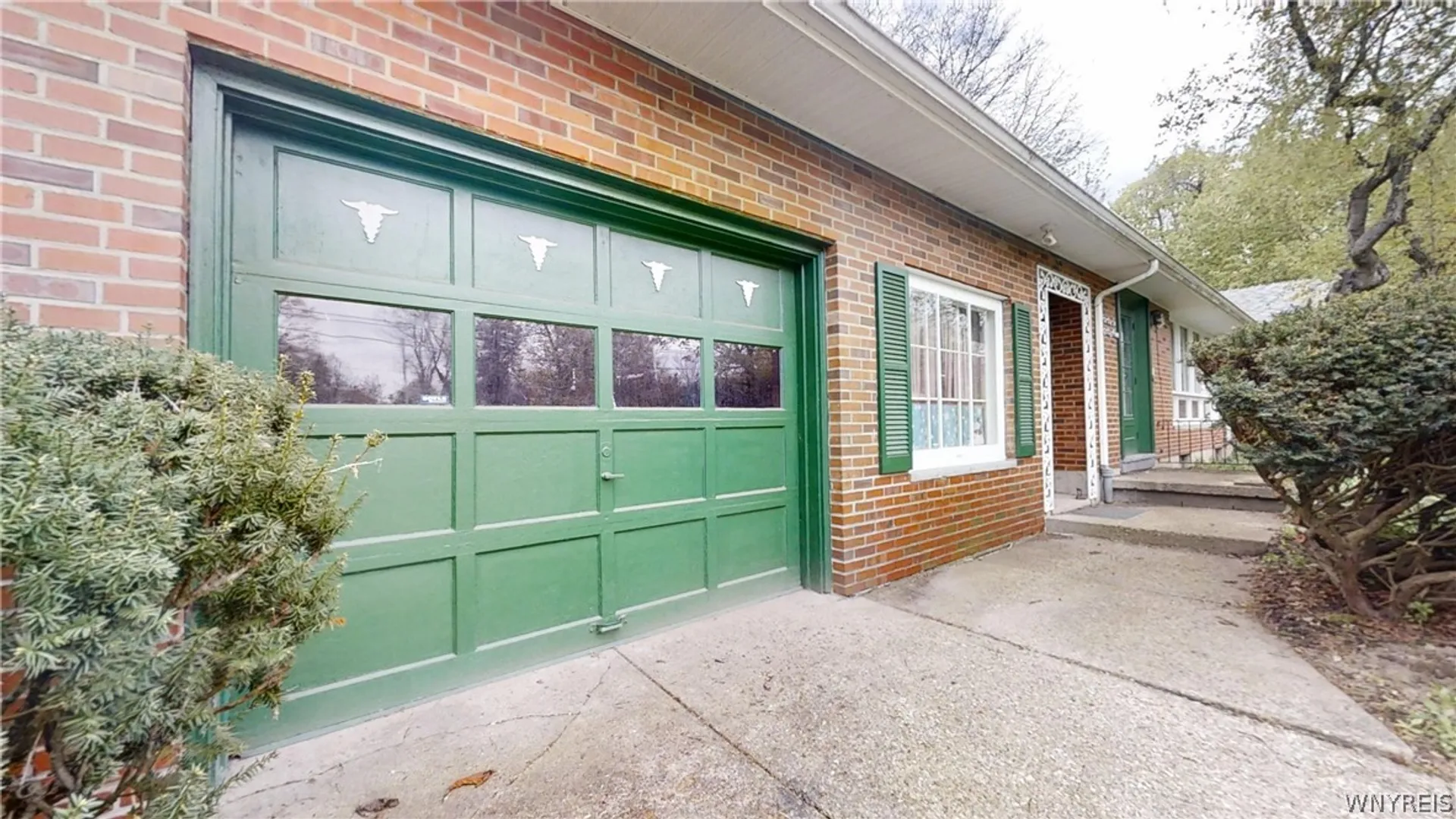 Property at 4685 Main Street, Amherst, NY 14226 37