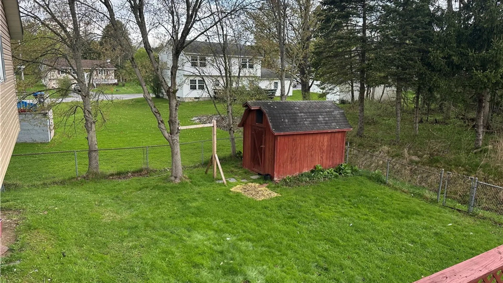 Property at 531 Cedarbrook Crescent, Utica, NY 13502 12