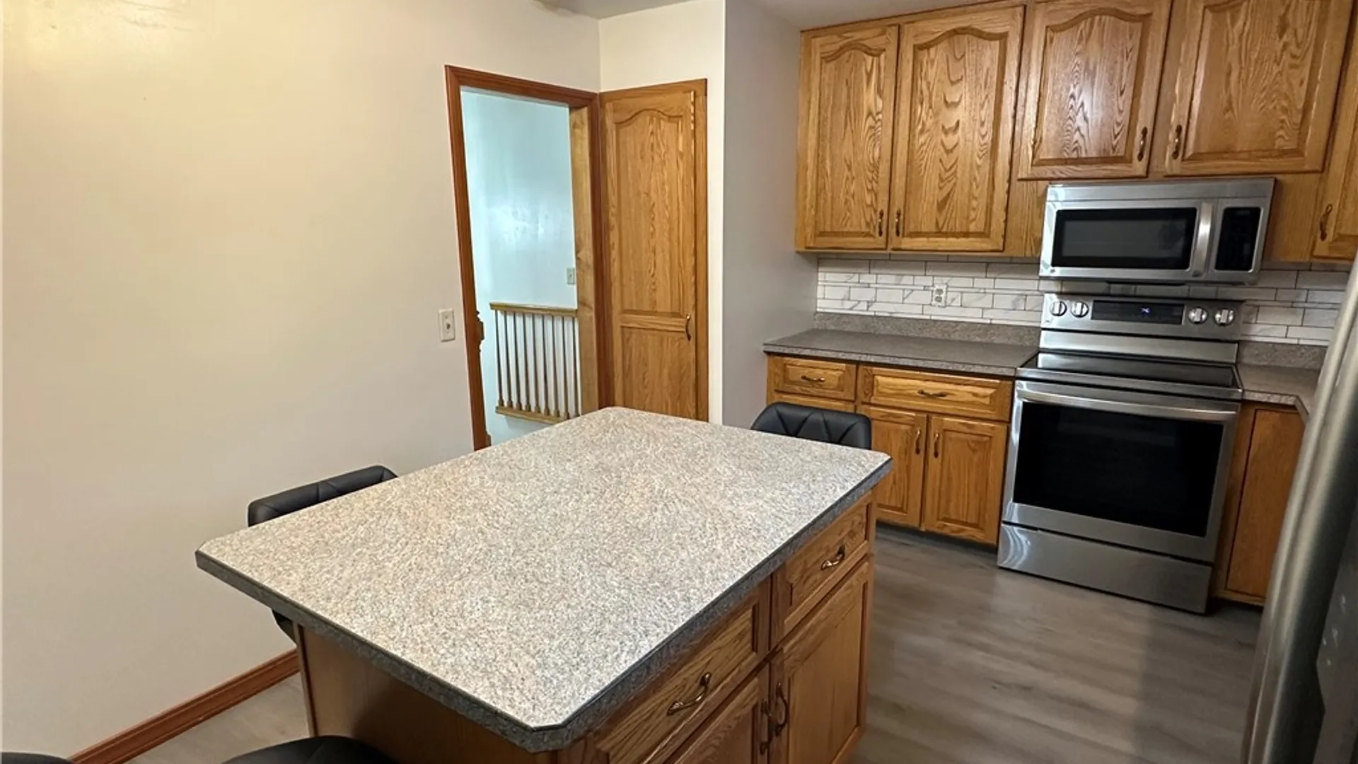 Property at 531 Cedarbrook Crescent, Utica, NY 13502 23