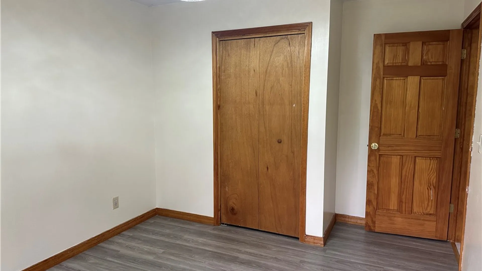 Property at 531 Cedarbrook Crescent, Utica, NY 13502 35