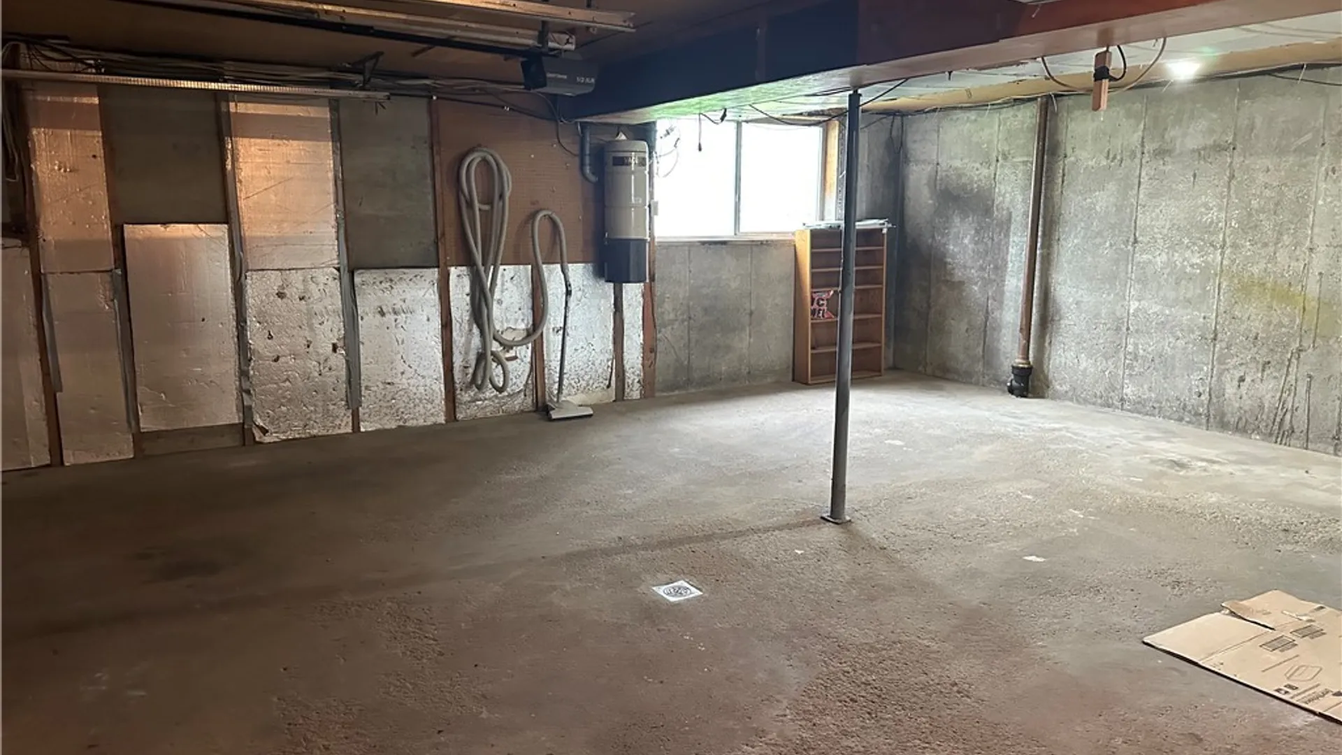 Property at 531 Cedarbrook Crescent, Utica, NY 13502 40