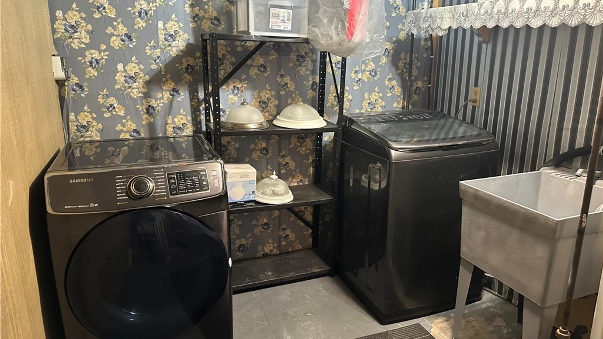 Property at 531 Cedarbrook Crescent, Utica, NY 13502 42